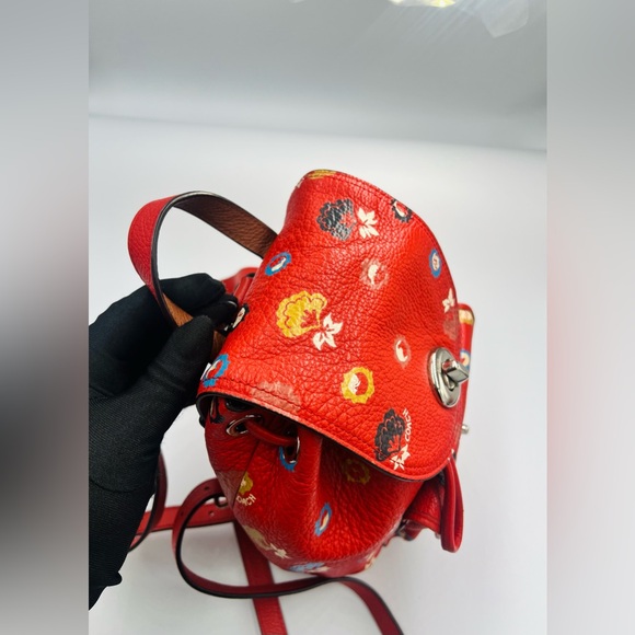 coach backpack turnlock Vintage Leather Folklore Polished pebble leather Inside zip Coach Women's Turnlock Backpack Black